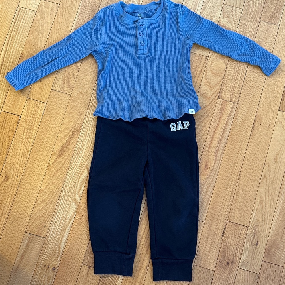 GAP Blue Henley Top and Navy Jogger Pants